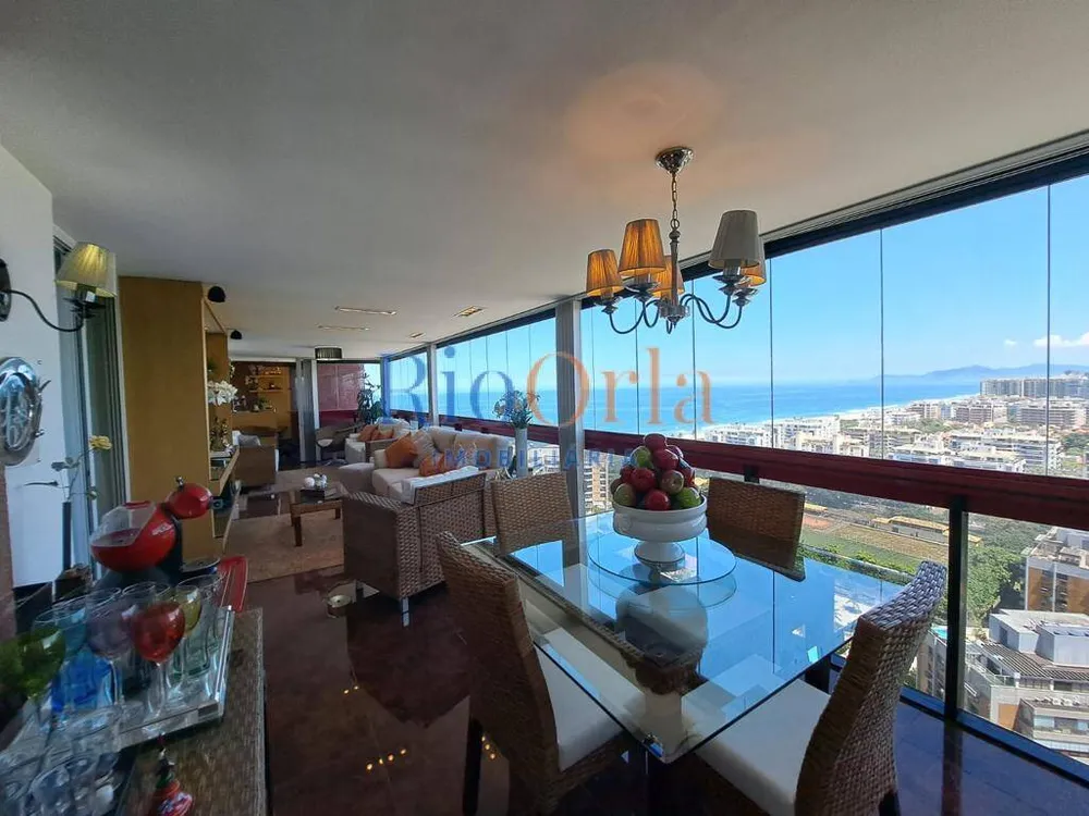 Apartamento, 3 quartos, 179 m² - Foto 1