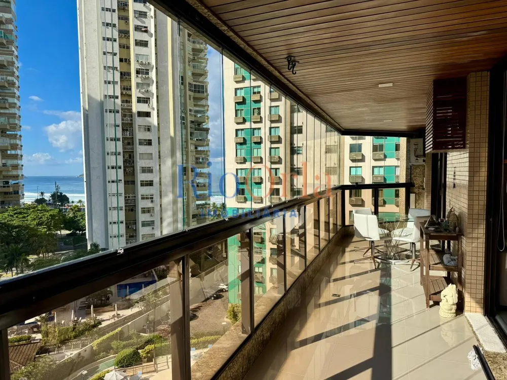 Apartamento, 3 quartos, 160 m² - Foto 1