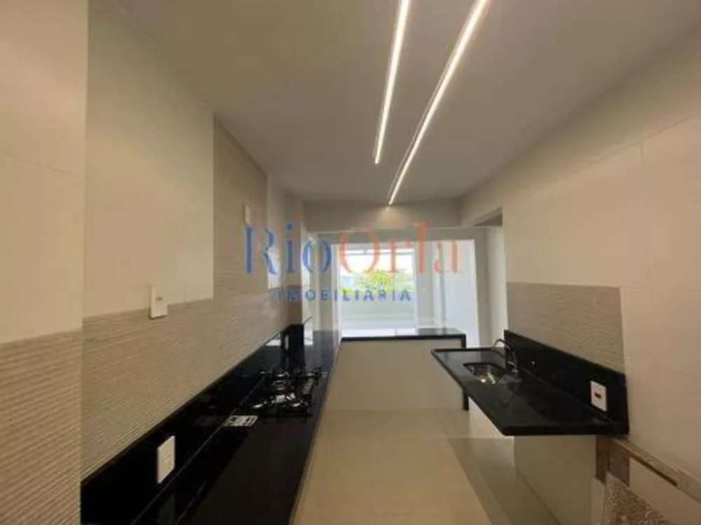 Apartamento à venda com 2 quartos, 82m² - Foto 2