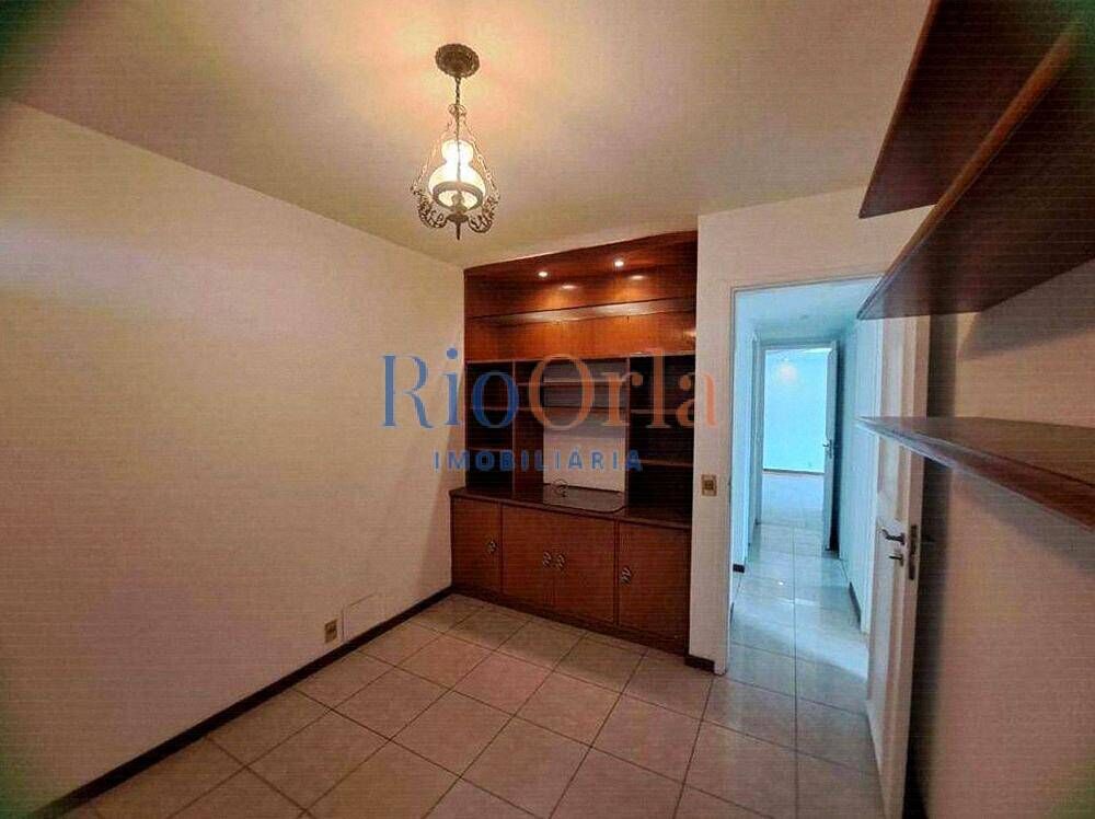 Apartamento à venda com 4 quartos, 150m² - Foto 3