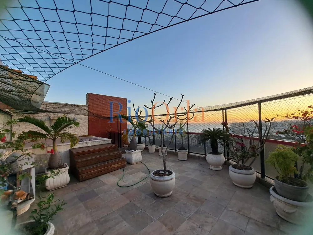 Cobertura, 3 quartos, 315 m² - Foto 2