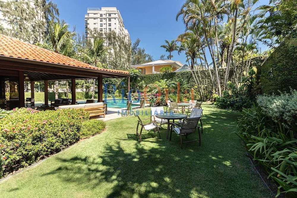 Casa, 4 quartos, 1099 m² - Foto 18