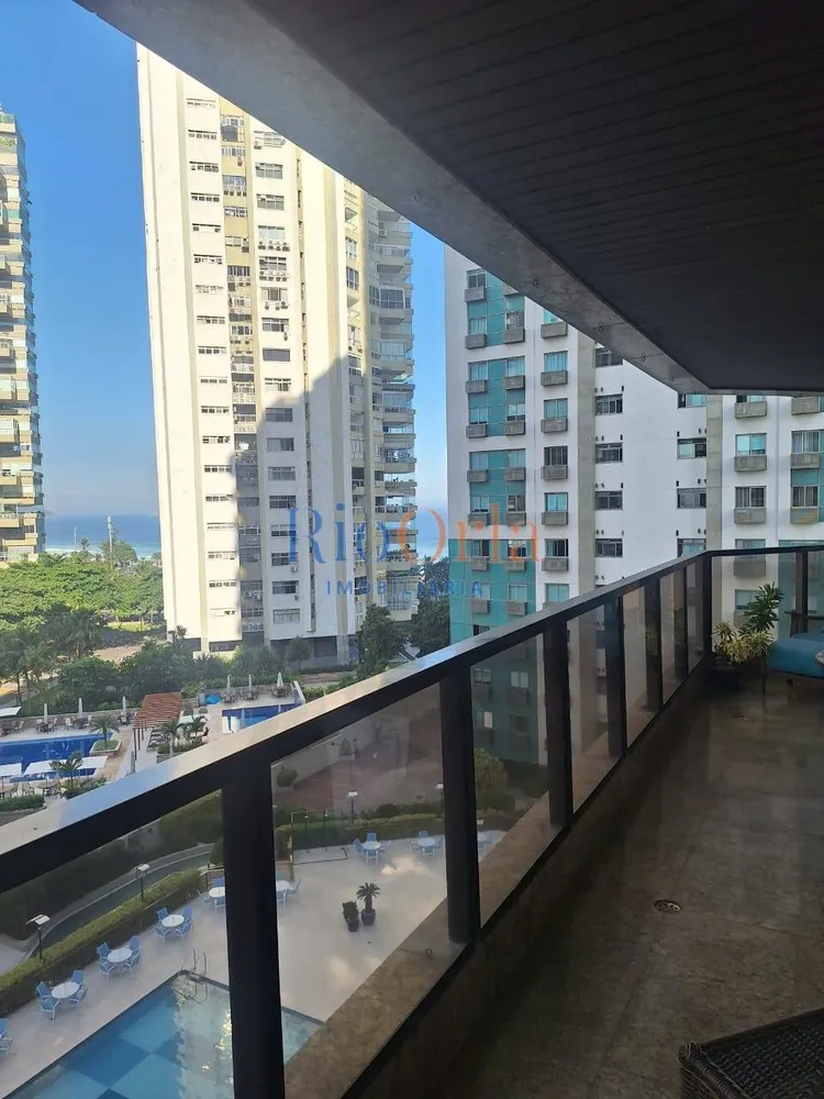 Apartamento, 3 quartos, 160 m² - Foto 2