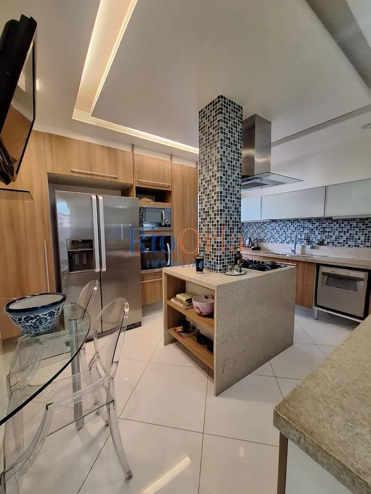 Apartamento, 3 quartos, 220 m² - Foto 18