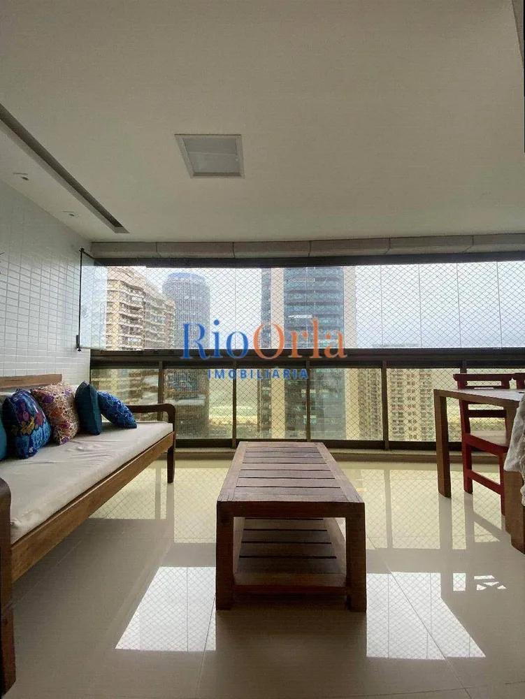 Apartamento, 3 quartos, 137 m² - Foto 1