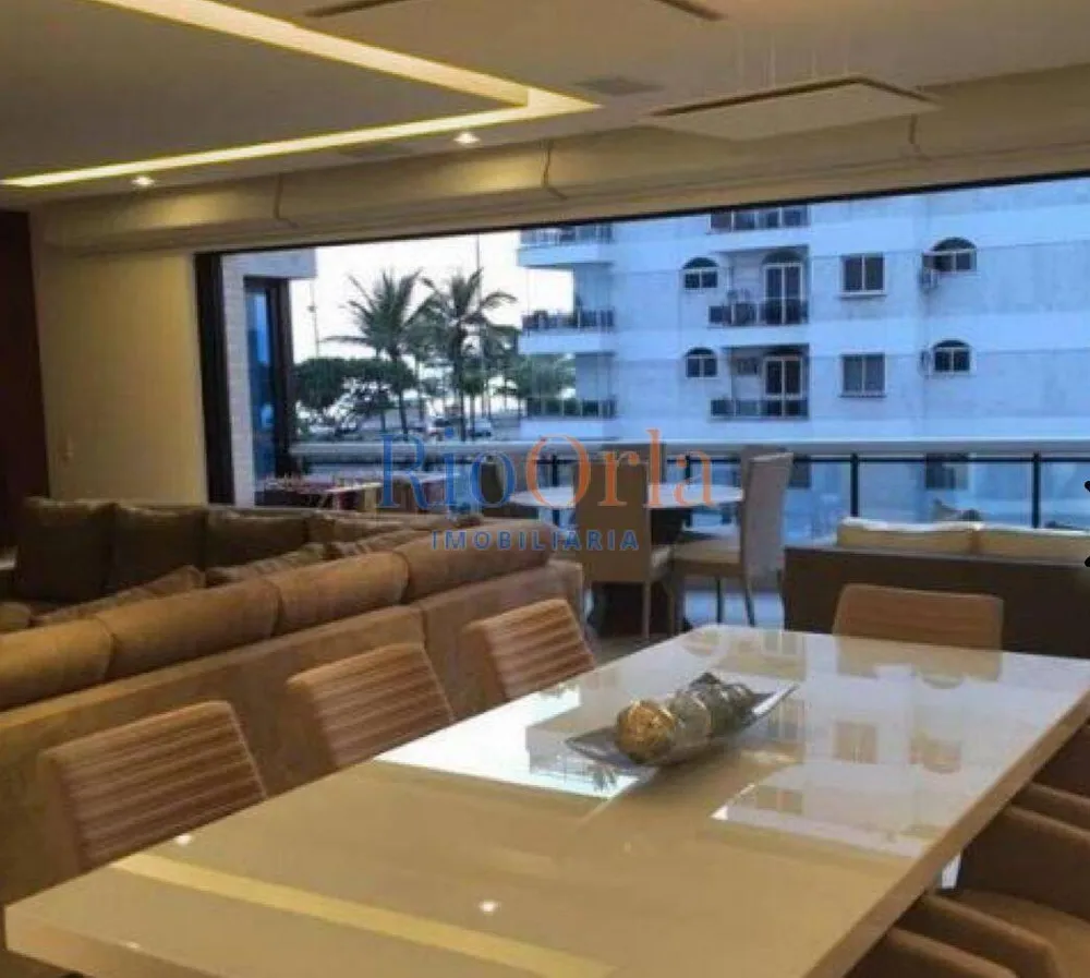 Apartamento, 3 quartos, 215 m² - Foto 1