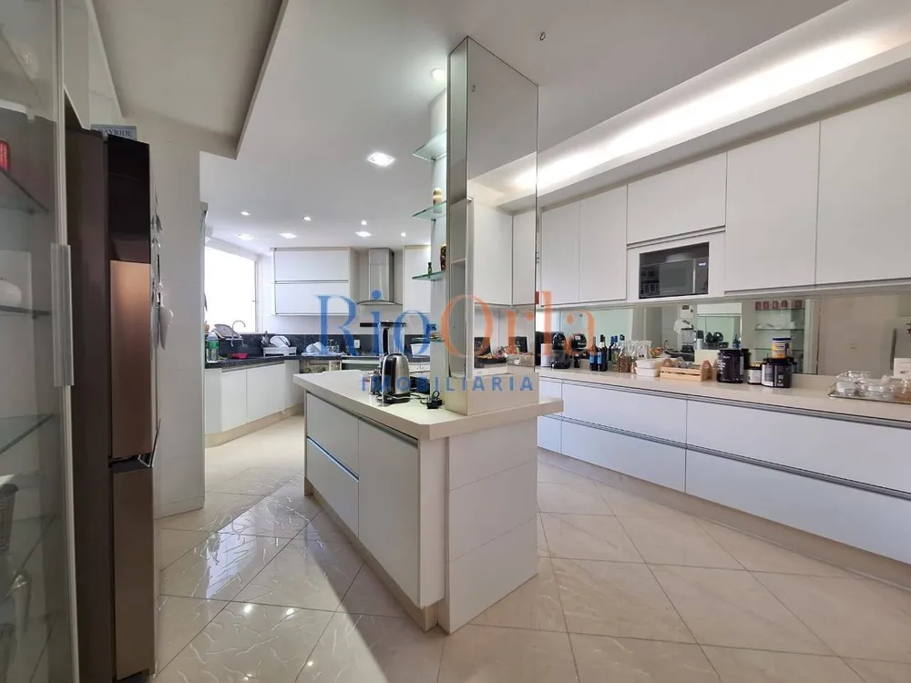 Apartamento, 3 quartos, 200 m² - Foto 2