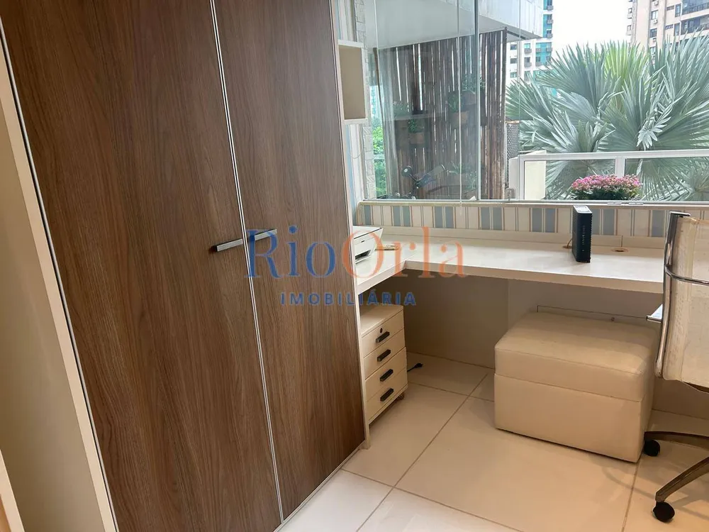 Apartamento, 3 quartos, 220 m² - Foto 11