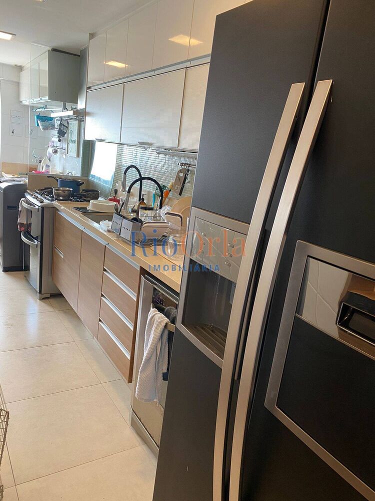 Apartamento à venda com 4 quartos, 178m² - Foto 4
