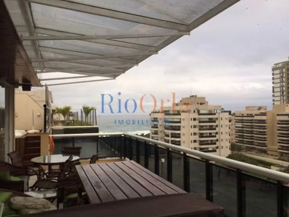 Cobertura, 3 quartos, 224 m² - Foto 1