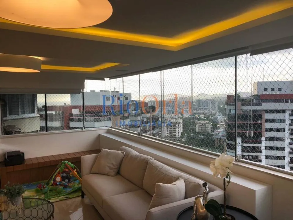 Apartamento, 3 quartos, 220 m² - Foto 2