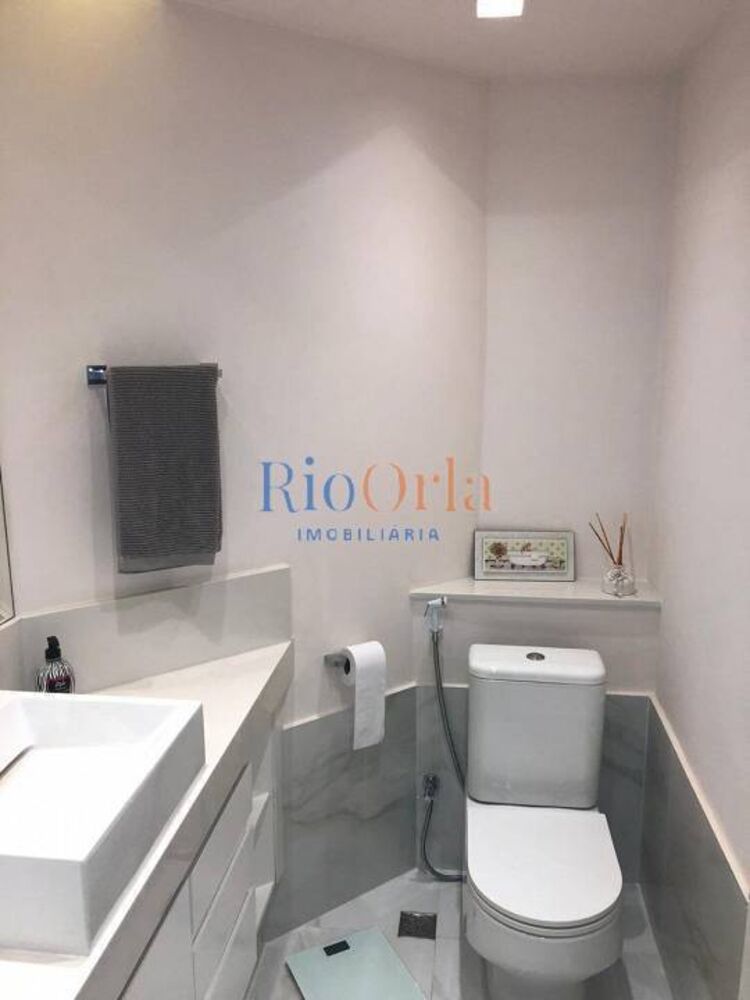 Apartamento à venda com 3 quartos, 220m² - Foto 7