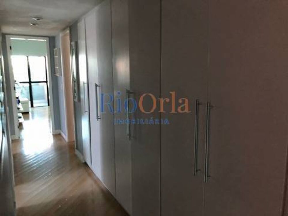 Apartamento à venda com 4 quartos, 246m² - Foto 8