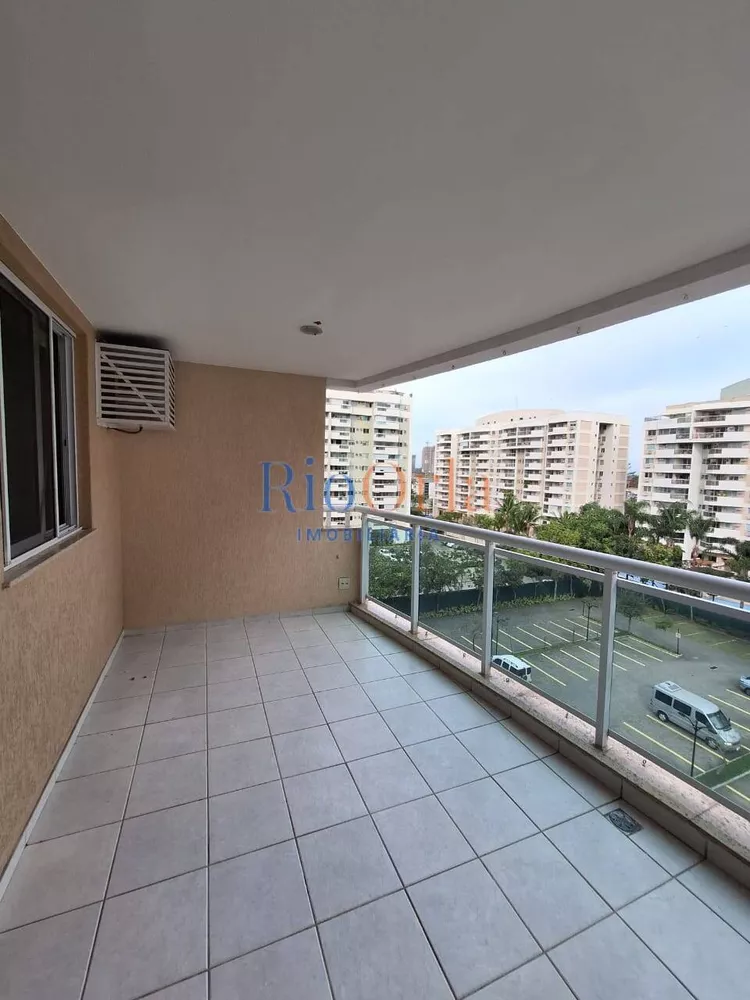 Apartamento à venda com 4 quartos, 106m² - Foto 2