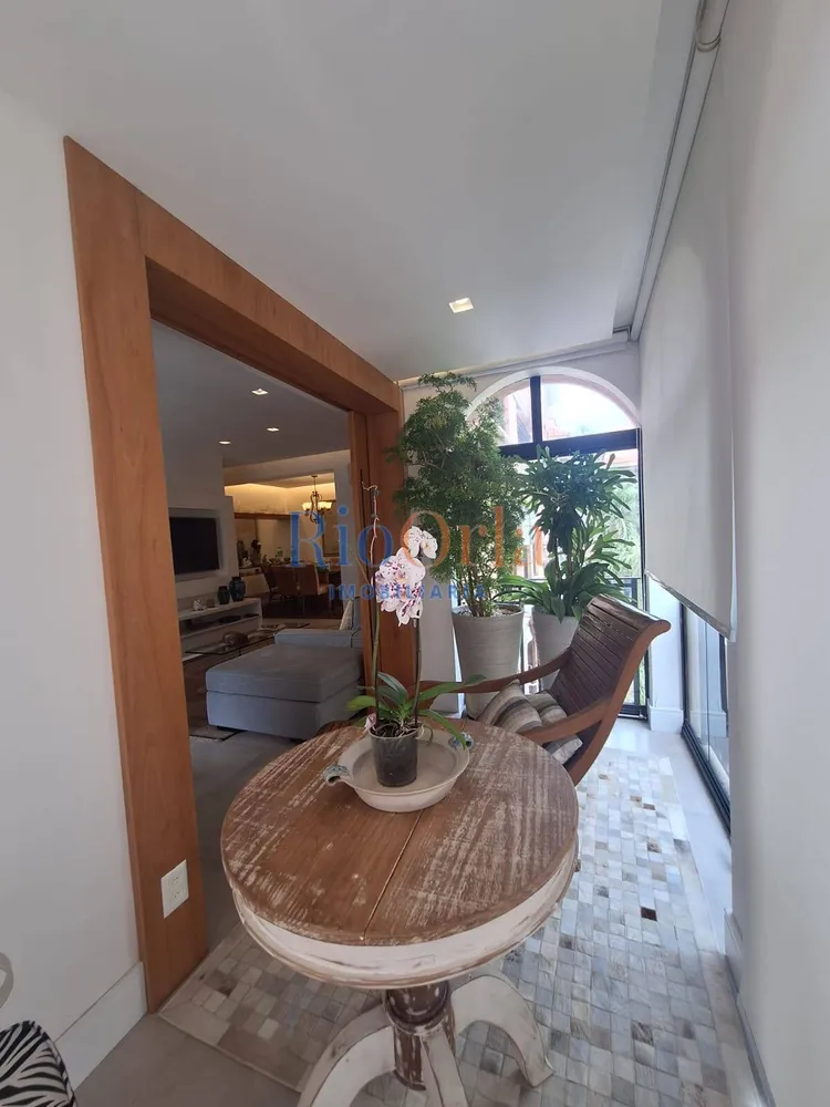 Apartamento, 3 quartos, 130 m² - Foto 3