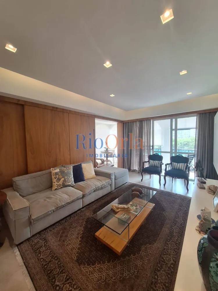 Apartamento, 3 quartos, 130 m² - Foto 1