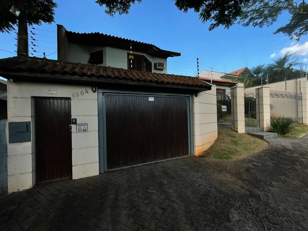 Sobrado, 5 quartos, 433 m² - Foto 1