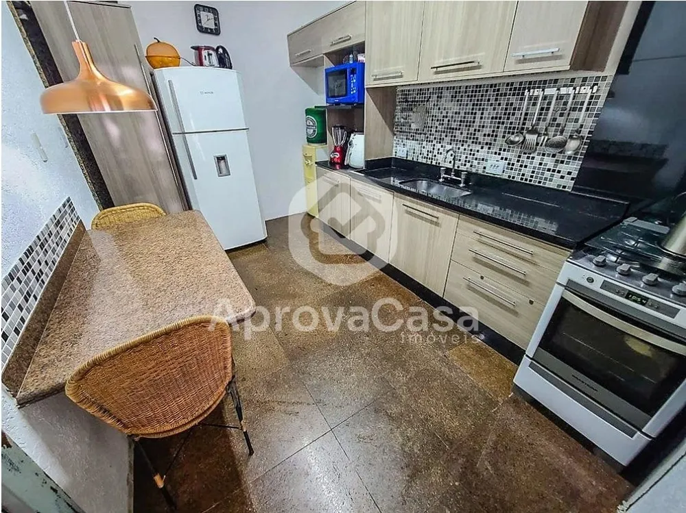 Casa, 5 quartos, 170 m² - Foto 4