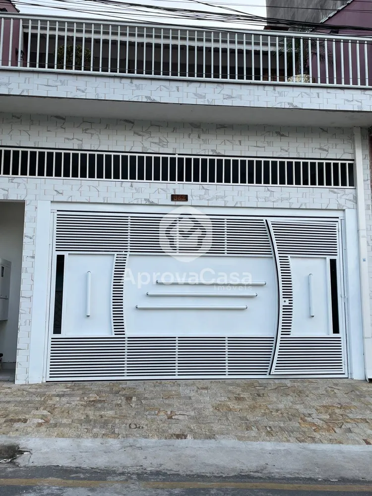 Sobrado, 3 quartos, 210 m² - Foto 2