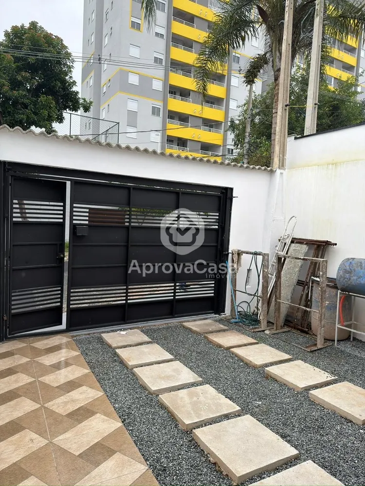 Casa, 3 quartos, 78 m² - Foto 2