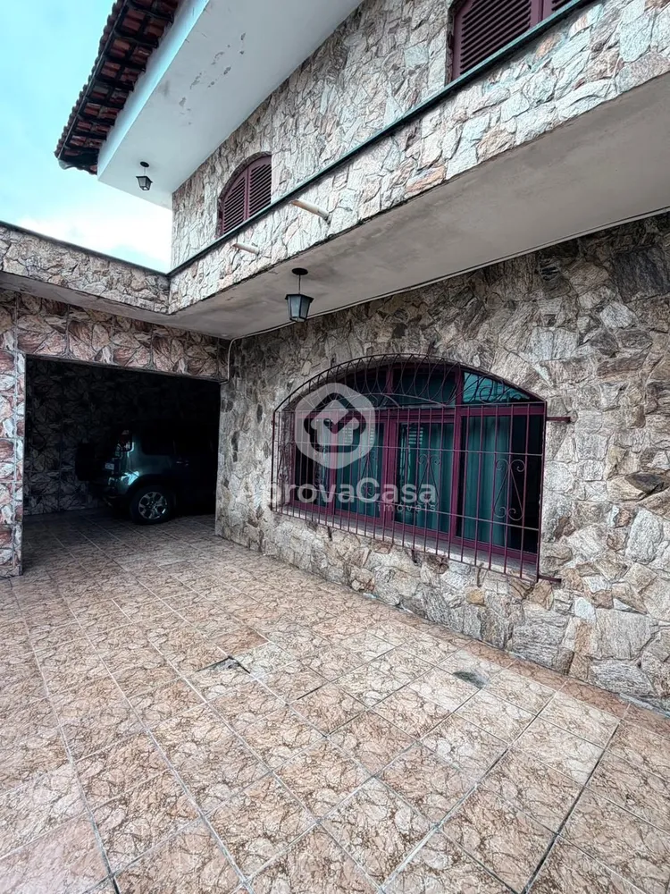 Sobrado, 3 quartos, 250 m² - Foto 2