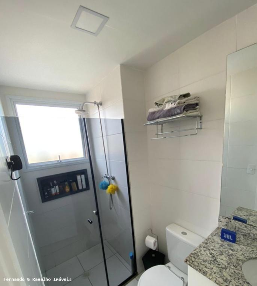 Apartamento à venda com 2 quartos, 78m² - Foto 3