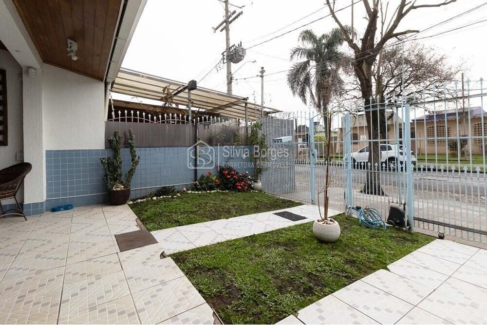 Sobrado à venda com 3 quartos, 190m² - Foto 1