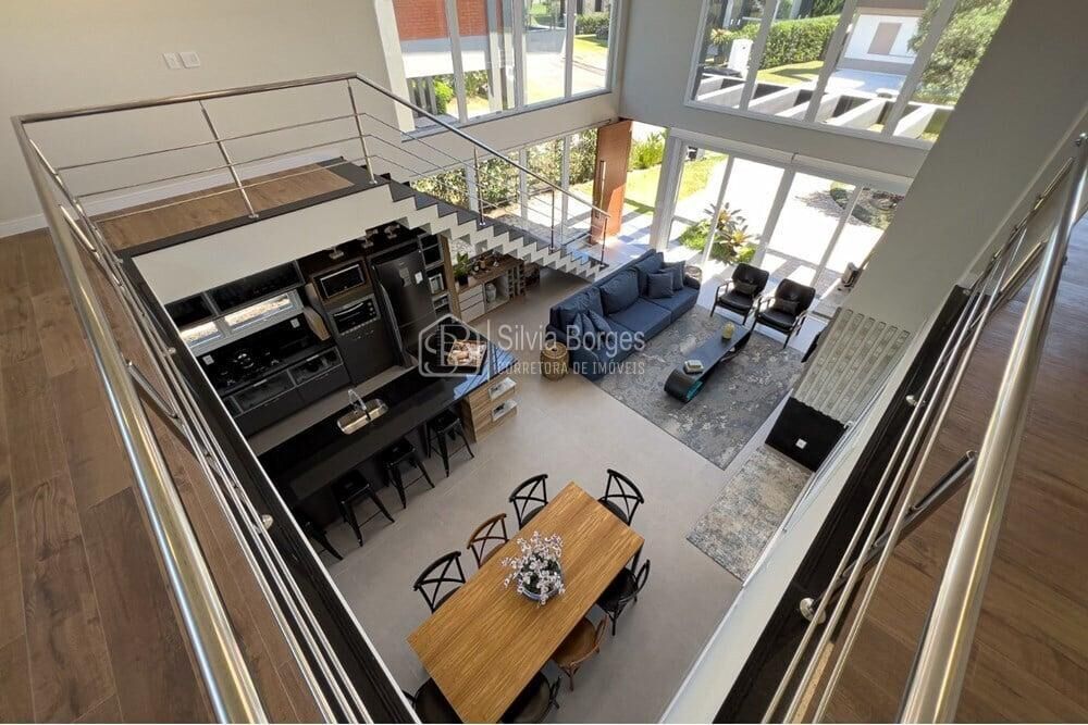 Casa, 4 quartos, 267 m² - Foto 2