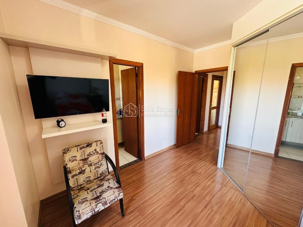 Sobrado à venda com 3 quartos, 215m² - Foto 7