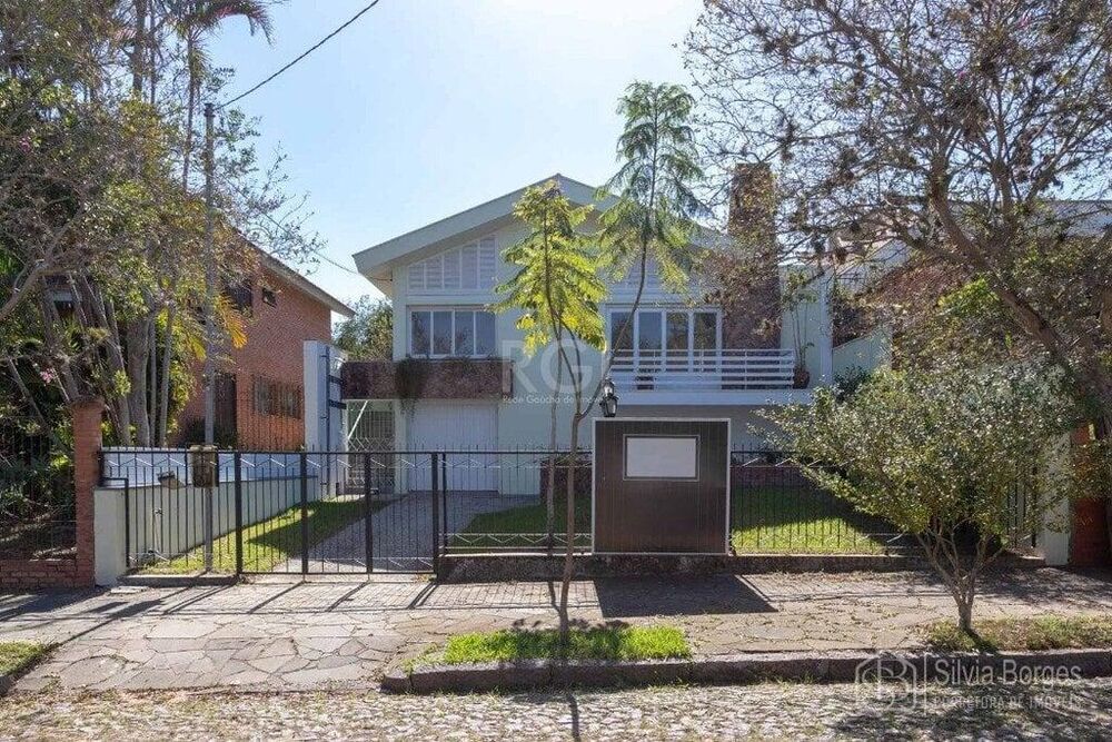 Sobrado à venda com 3 quartos, 174m² - Foto 1