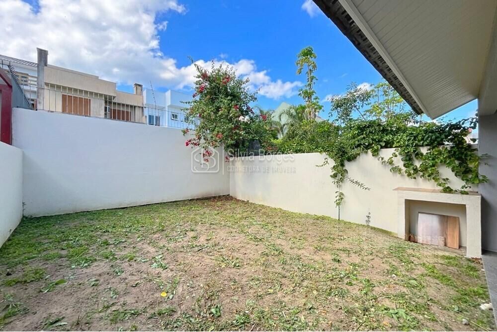 Sobrado à venda com 3 quartos, 230m² - Foto 3