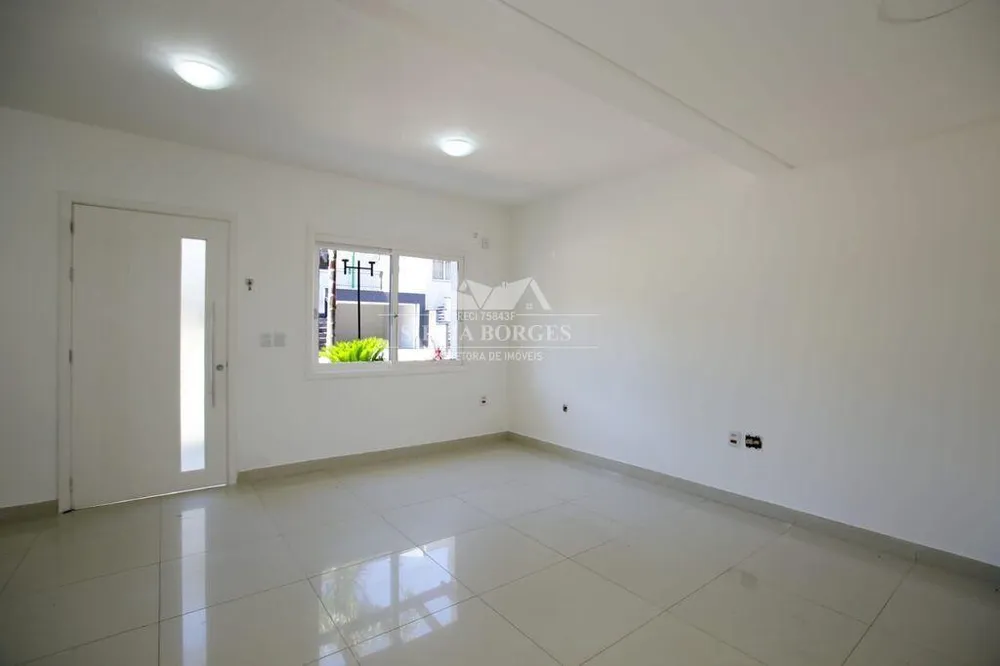 Sobrado, 3 quartos, 239 m² - Foto 1