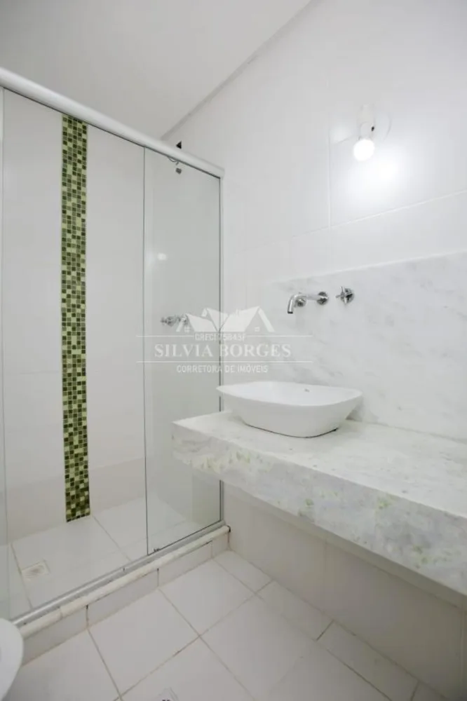 Sobrado, 3 quartos, 239 m² - Foto 1