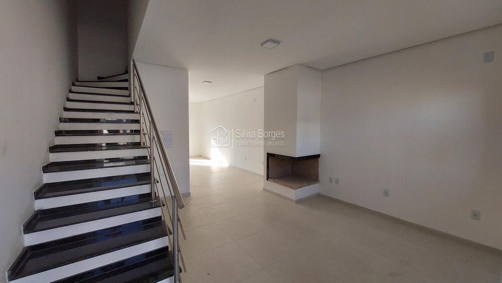Sobrado à venda com 3 quartos, 125m² - Foto 2