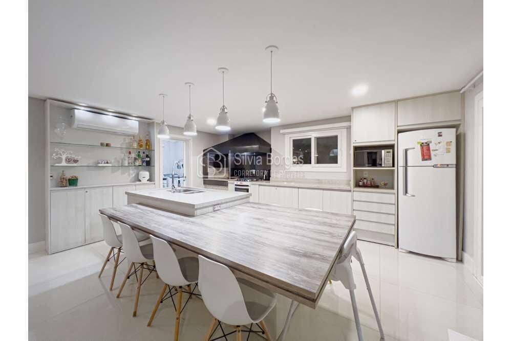Casa, 3 quartos, 201 m² - Foto 2
