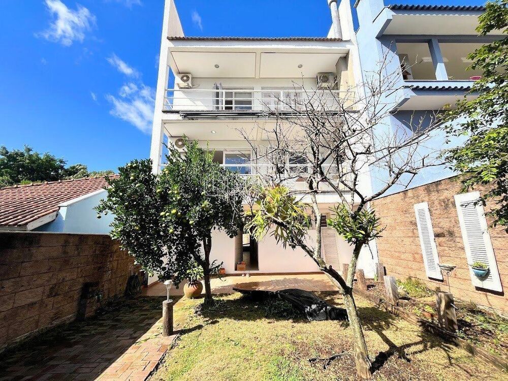 Sobrado à venda com 3 quartos, 300m² - Foto 4