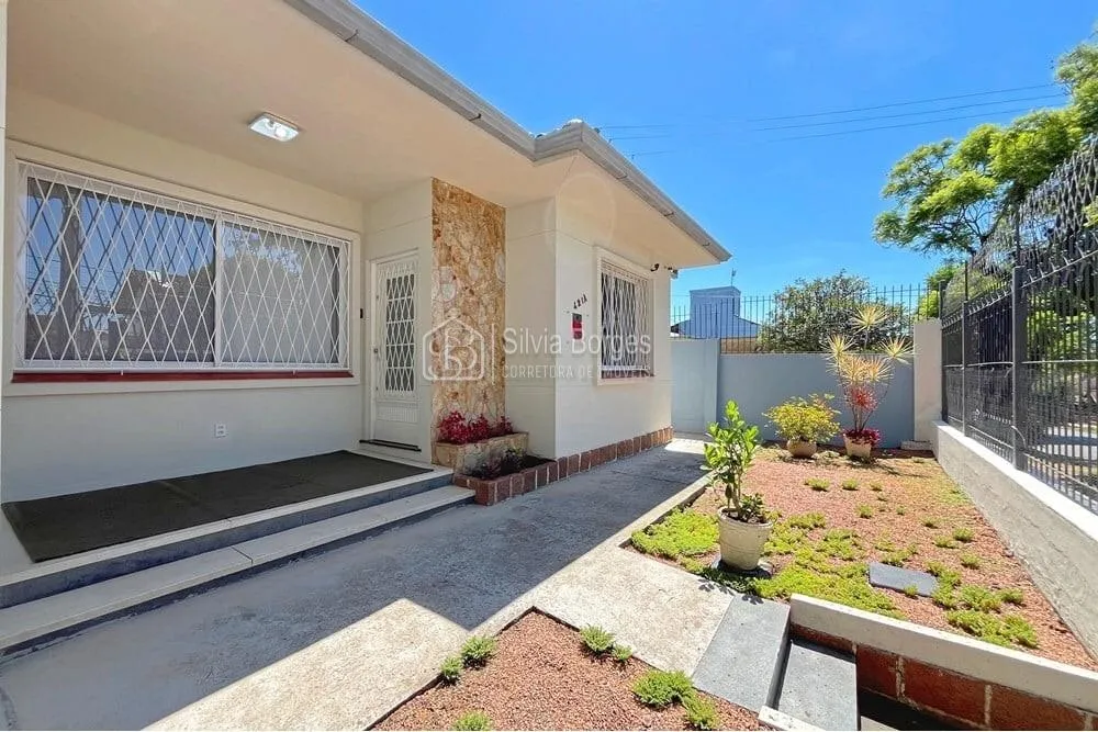 Casa, 4 quartos, 207 m² - Foto 1