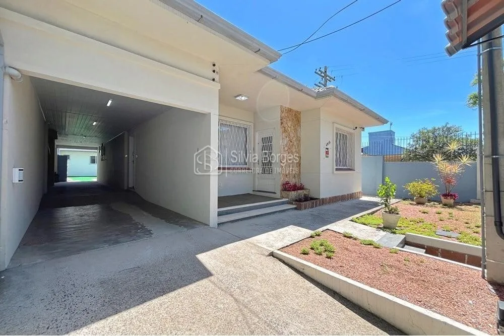 Casa, 4 quartos, 207 m² - Foto 2