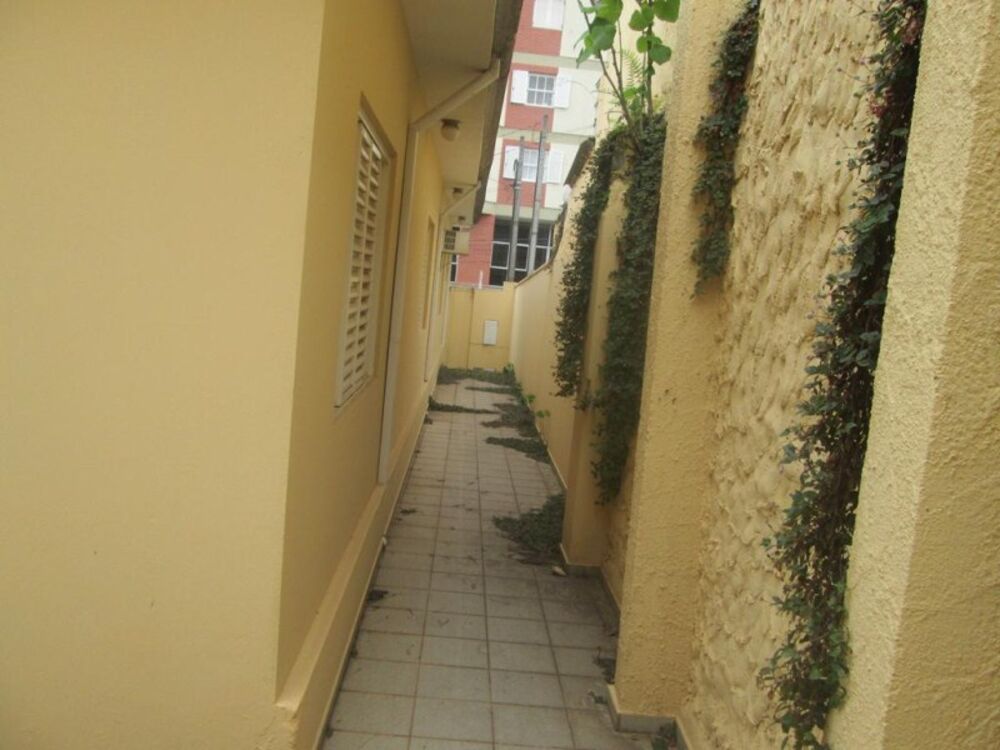 Casa à venda com 3 quartos, 190m² - Foto 8