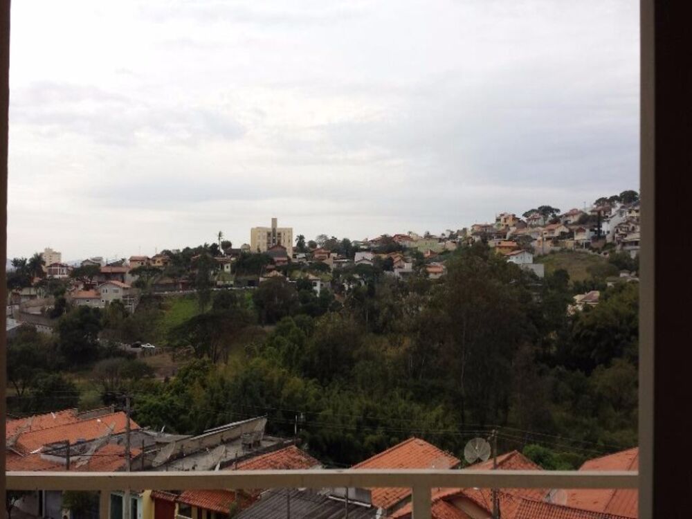 Casa à venda com 3 quartos, 250m² - Foto 2