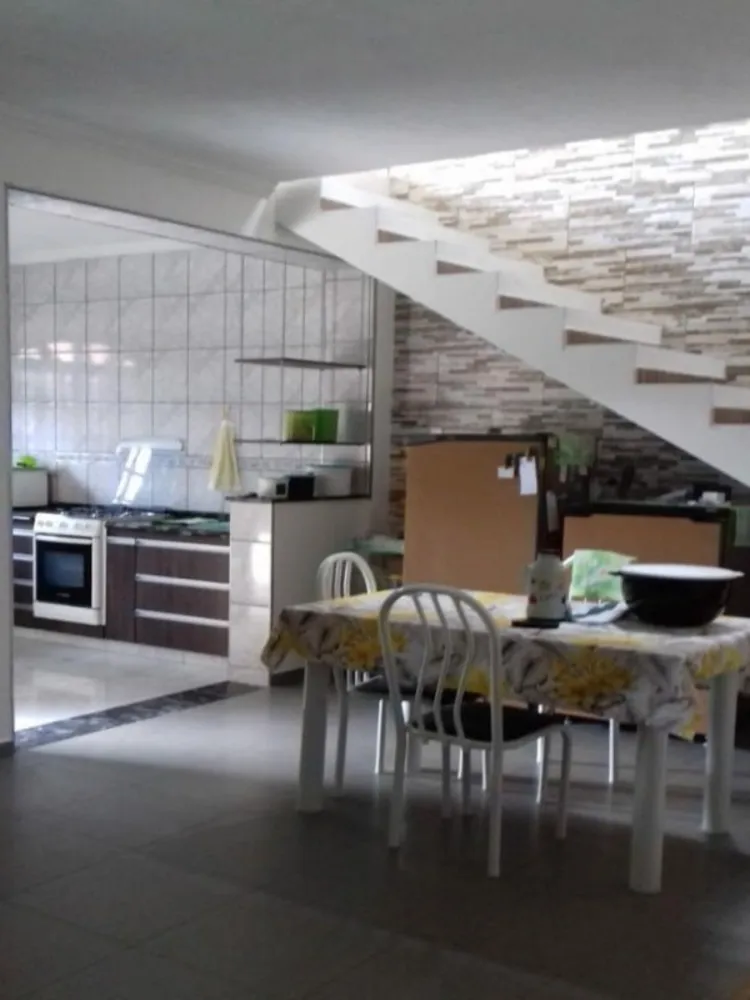 Casa, 4 quartos - Foto 1