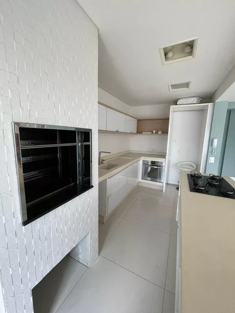 Apartamento à venda com 3 quartos, 148m² - Foto 4