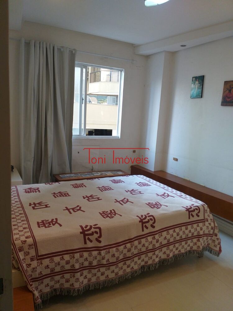 Apartamento, 3 quartos, 210 m² - Foto 1
