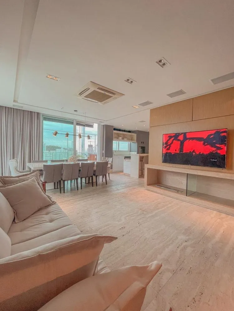 Cobertura, 3 quartos, 251 m² - Foto 1