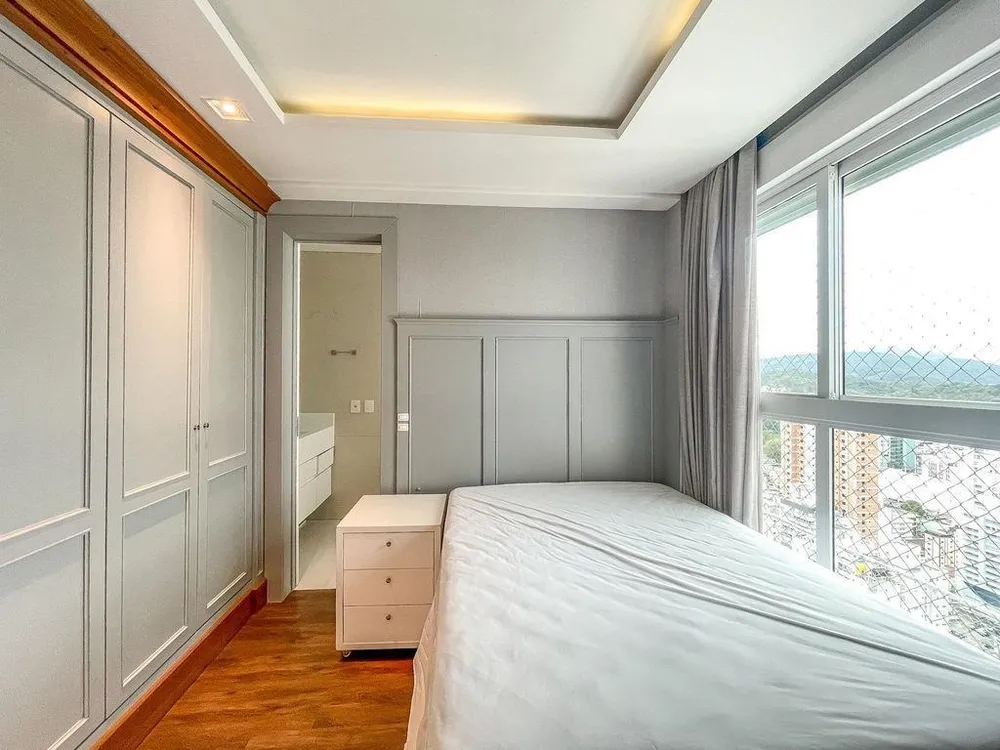 Cobertura, 3 quartos, 251 m² - Foto 13