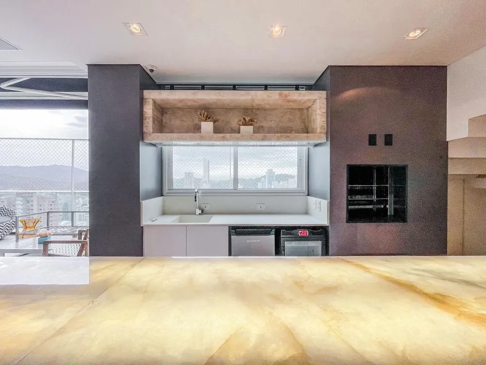 Cobertura, 3 quartos, 251 m² - Foto 5