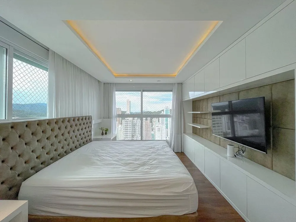Cobertura, 3 quartos, 251 m² - Foto 14