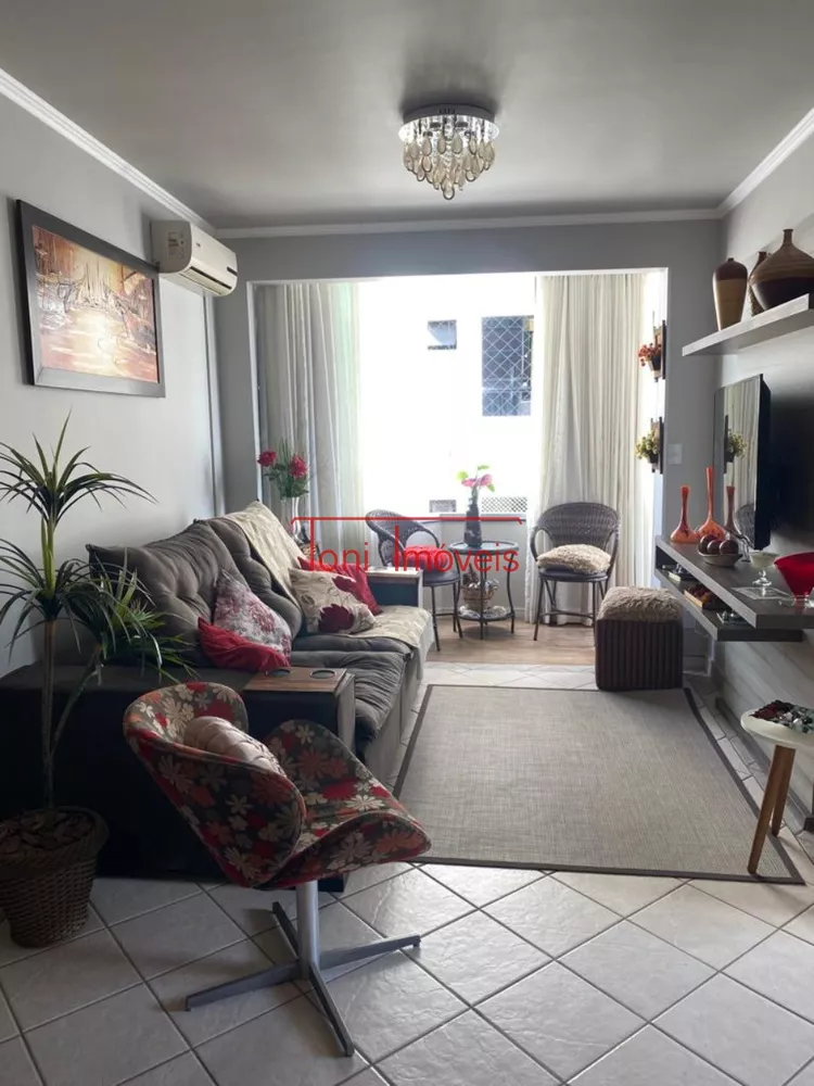 Apartamento à venda com 2 quartos, 96m² - Foto 7