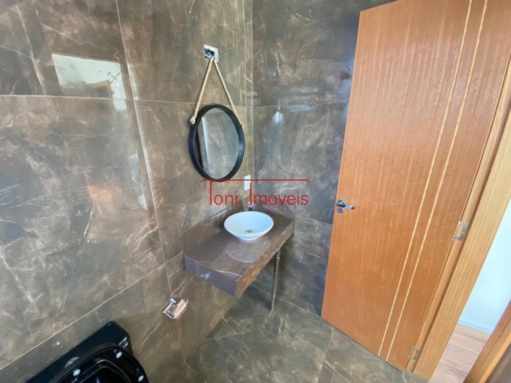 Casa, 3 quartos, 329 m² - Foto 2