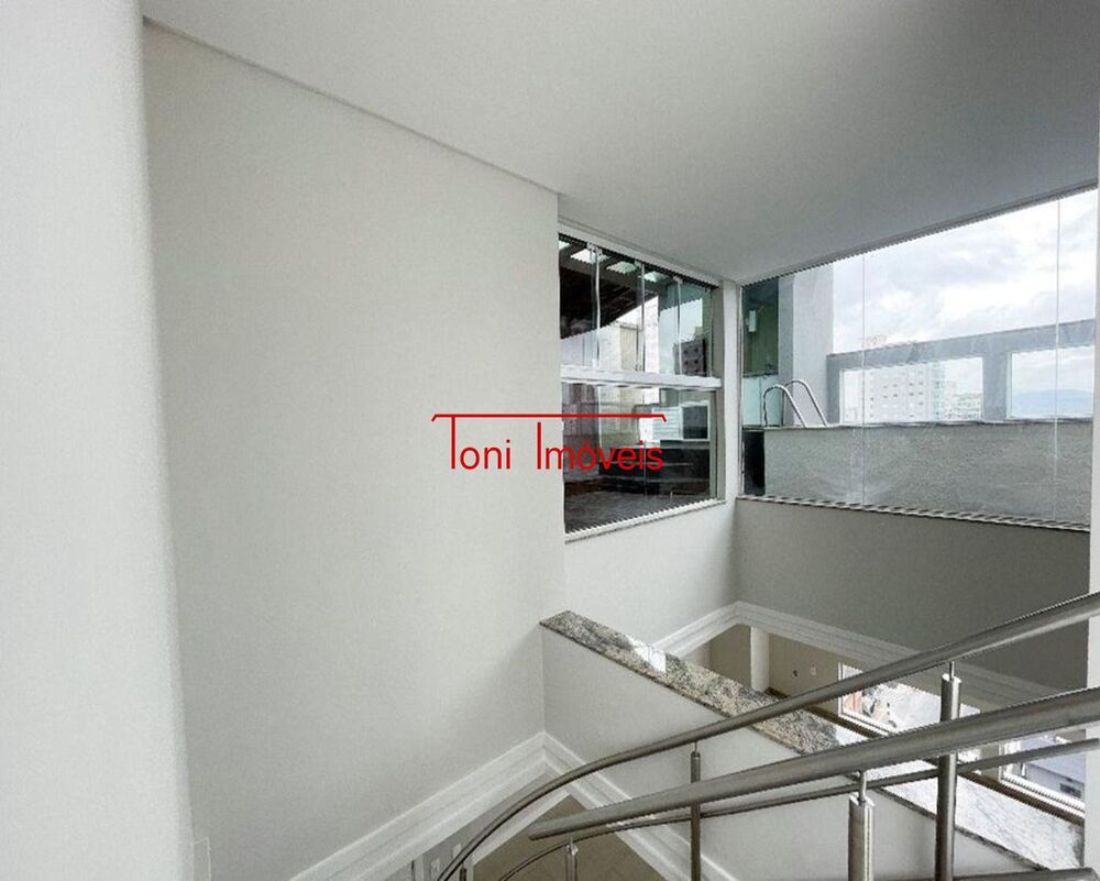 Apartamento, 4 quartos, 205 m² - Foto 1